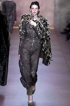 Look 28